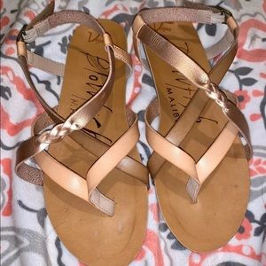 Women’s blowfish sandals